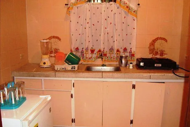 Posada Misscenta San Andrés بيت ضيافة